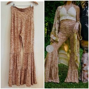 Kantha Bae Open Hands Golden Rod Butter Tier Bell‎ Bottoms Size XS/S Floral 70s